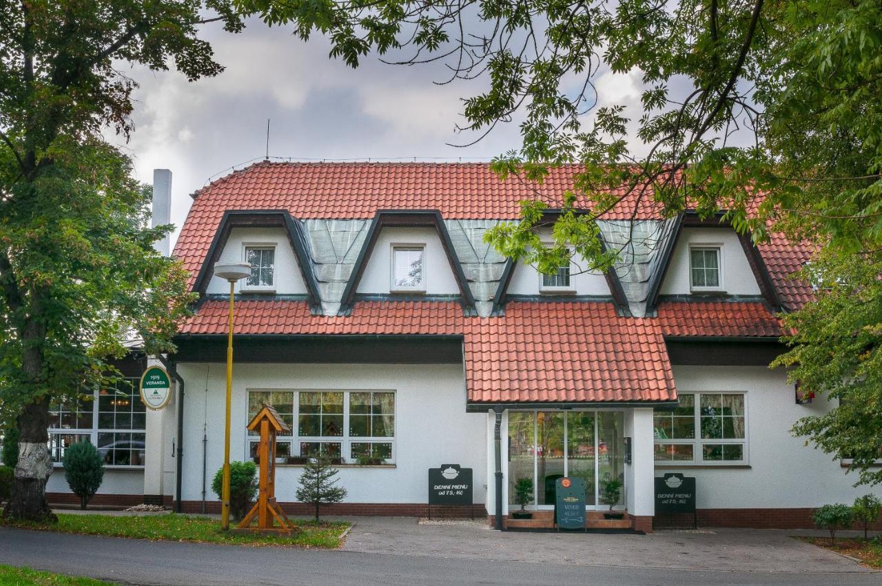 Hotel Na Skalkách Novy Jicin Ngoại thất bức ảnh