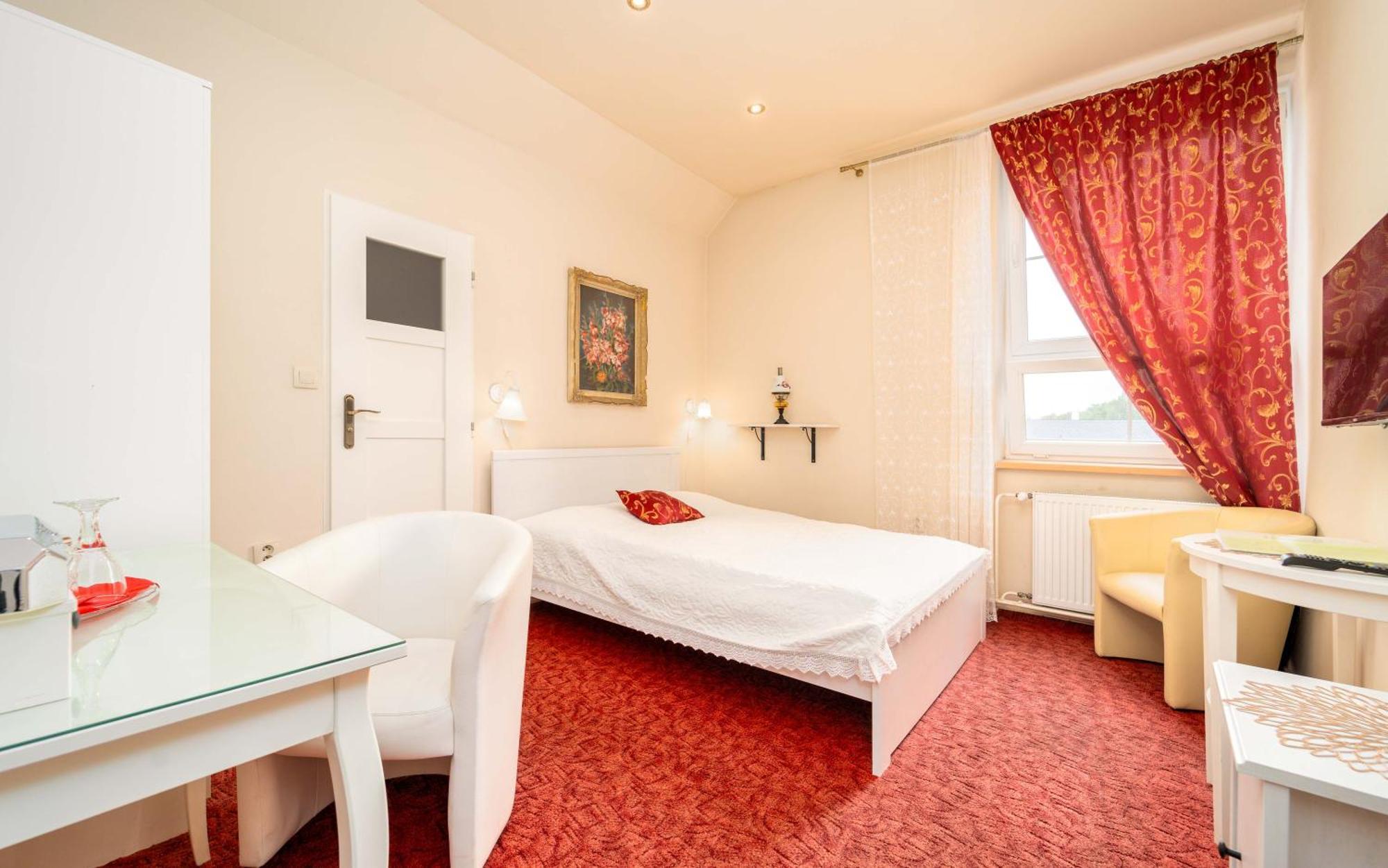 Hotel Na Skalkách Novy Jicin Ngoại thất bức ảnh