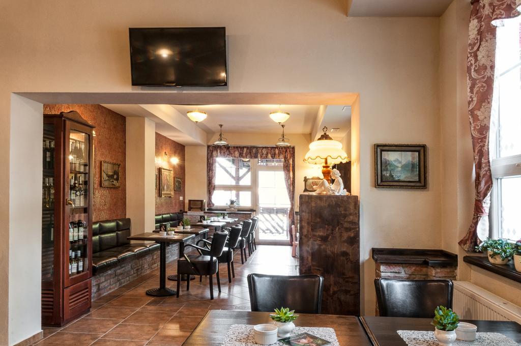 Hotel Na Skalkách Novy Jicin Ngoại thất bức ảnh