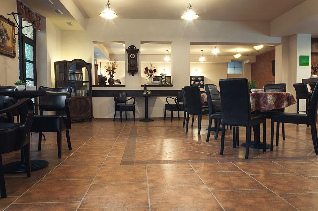 Hotel Na Skalkách Novy Jicin Ngoại thất bức ảnh